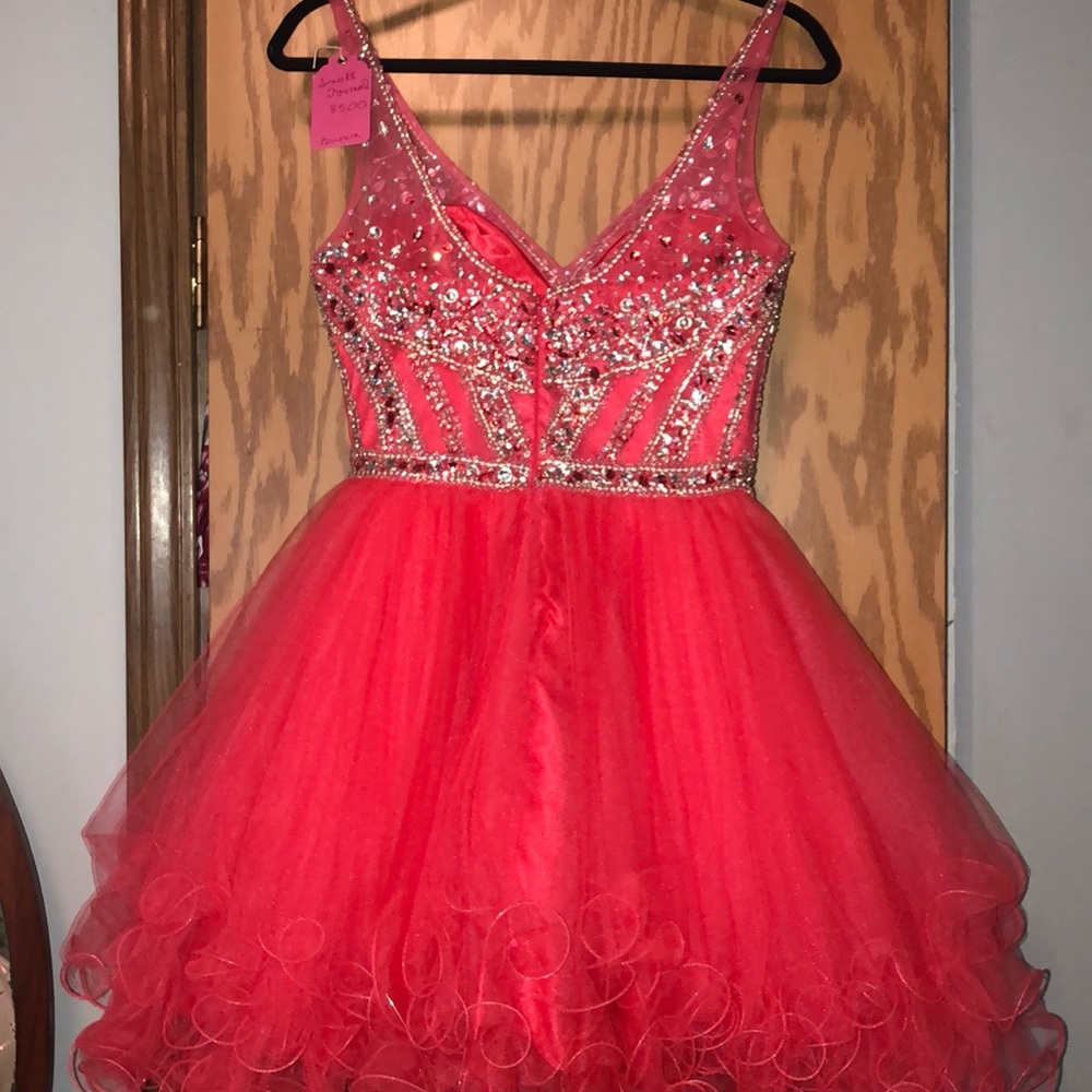 Prom dress - Picture 2 of 3
